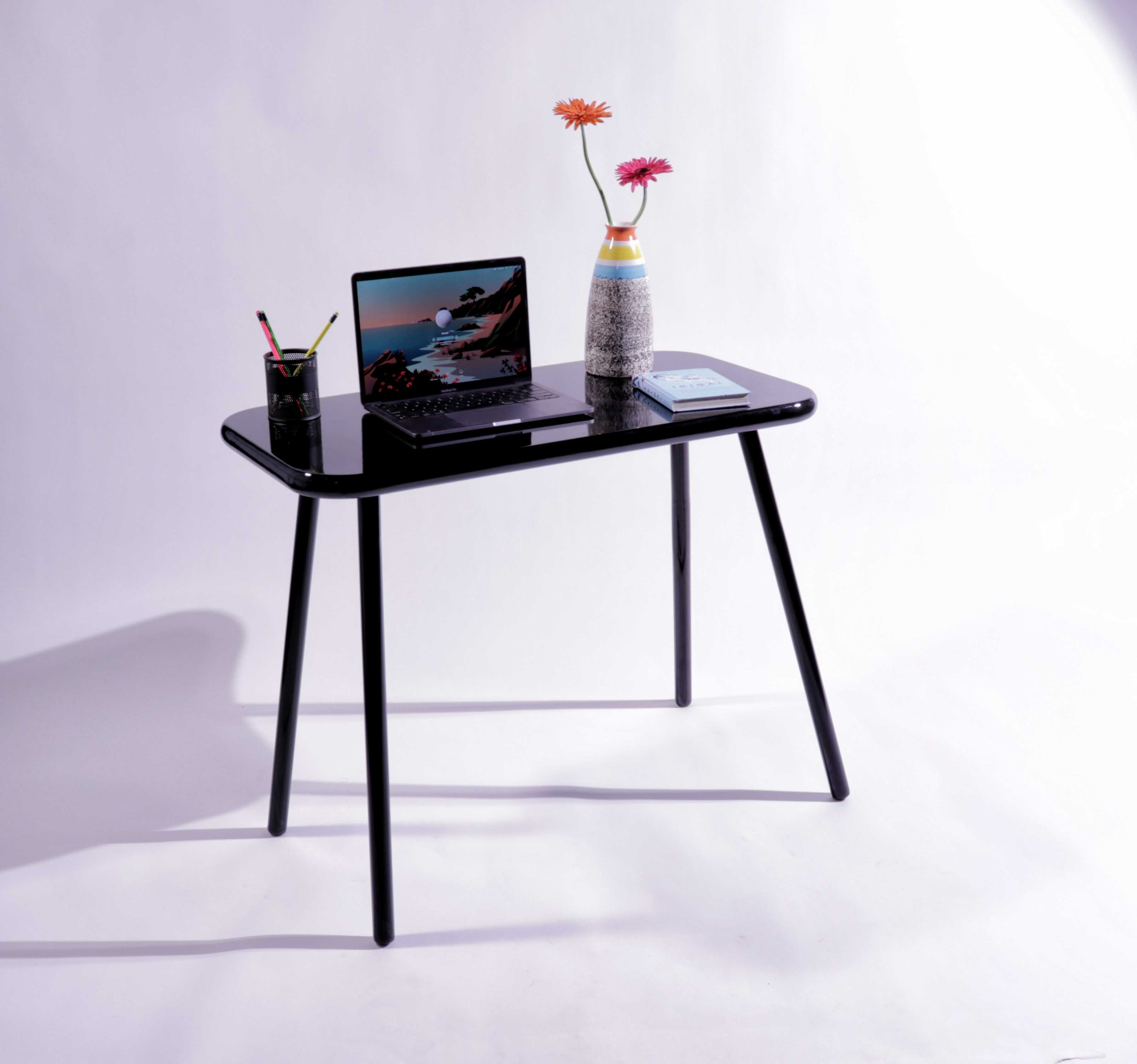 Bubble Desk